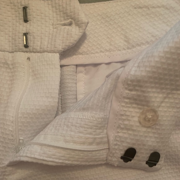 Calvin Klein white material shorts. - Picture 4 of 5